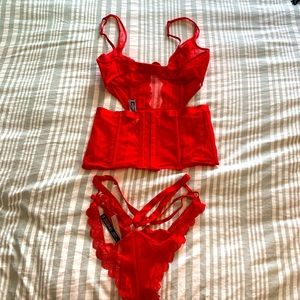 VS Corset red